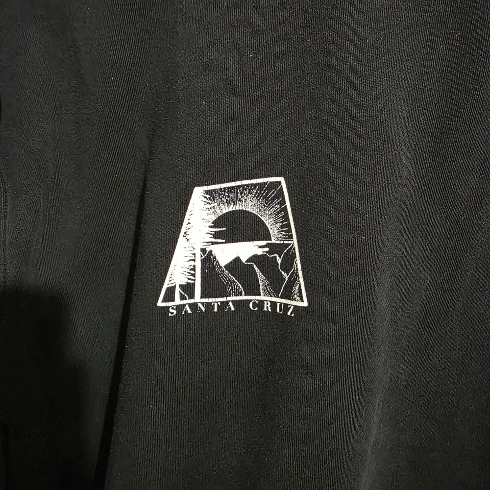 Lululemon Santa Cruz Black Crewneck Sweater - Picture 3 of 4